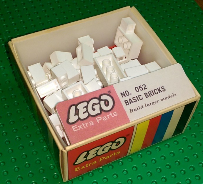 LEGO® Assorted basic bricks - White