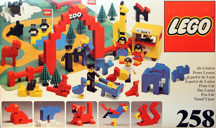 LEGO® Zoo (with Baseboard)