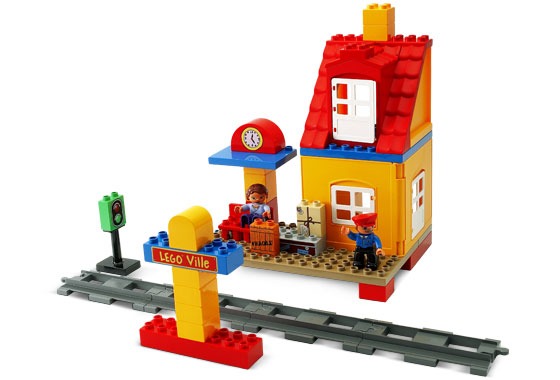 LEGO® Station