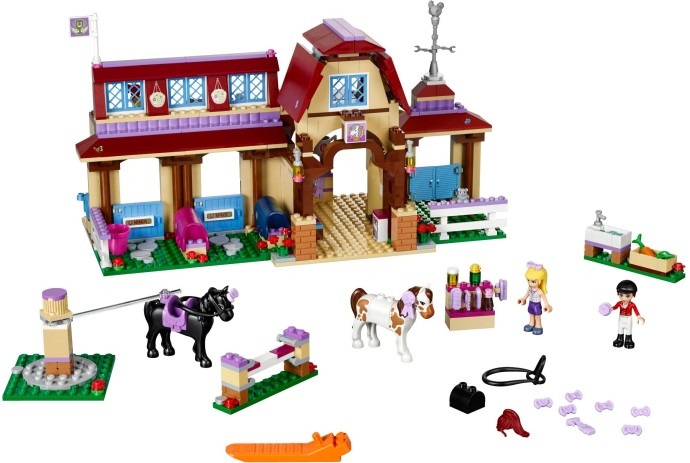 LEGO® Heartlake Riding Club