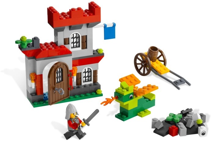 LEGO® Knight and Castle Building Set