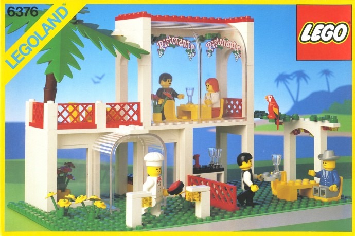 LEGO® Breezeway Café