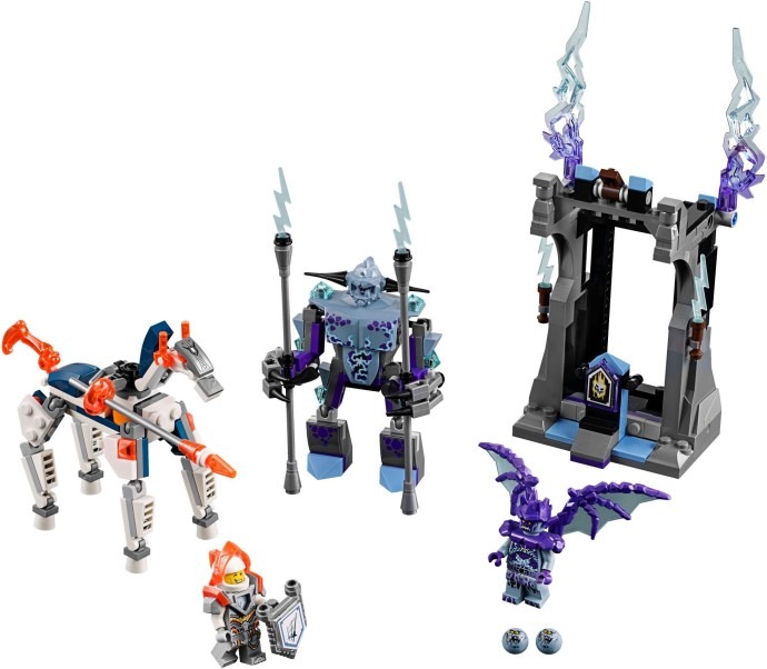 LEGO® Lance vs. Lightning