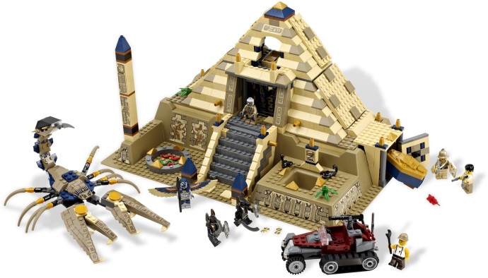 LEGO® Scorpion Pyramid