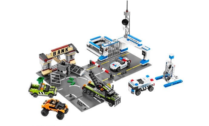 LEGO® Brick Street Getaway
