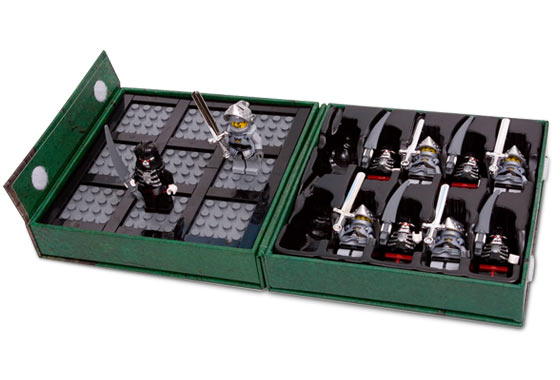 LEGO® Castle Tic Tac Toe