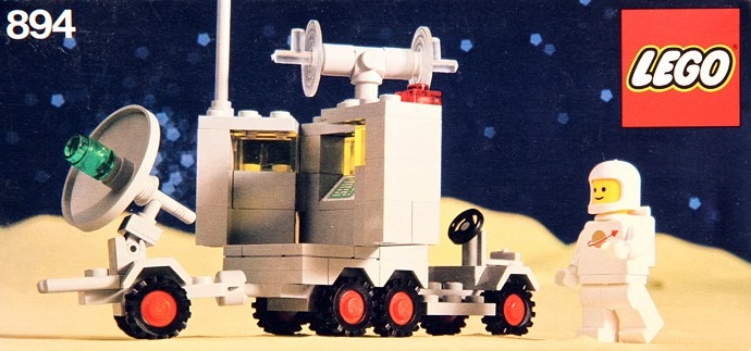 LEGO® Mobile Ground Tracking Station