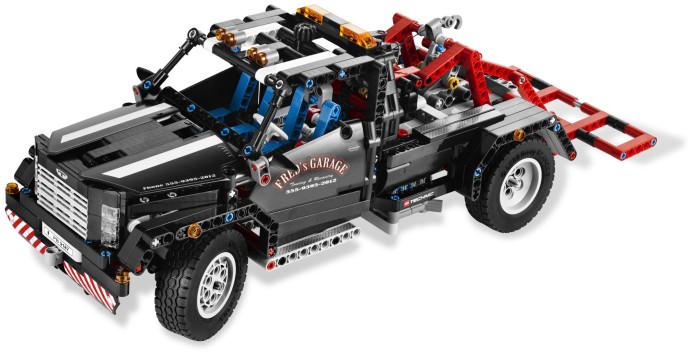 LEGO® Pick-Up Tow Truck